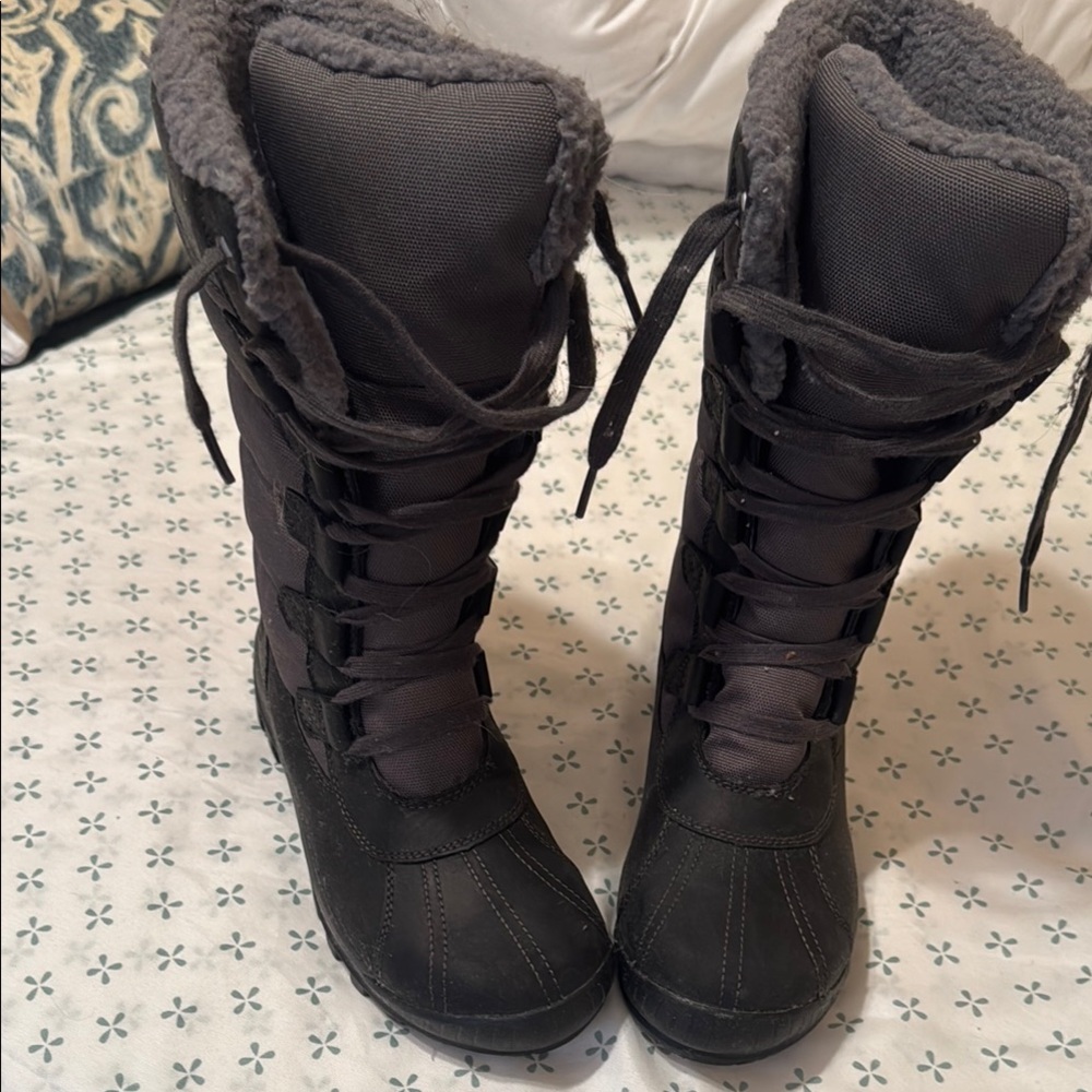 Women's Black Winter Boots